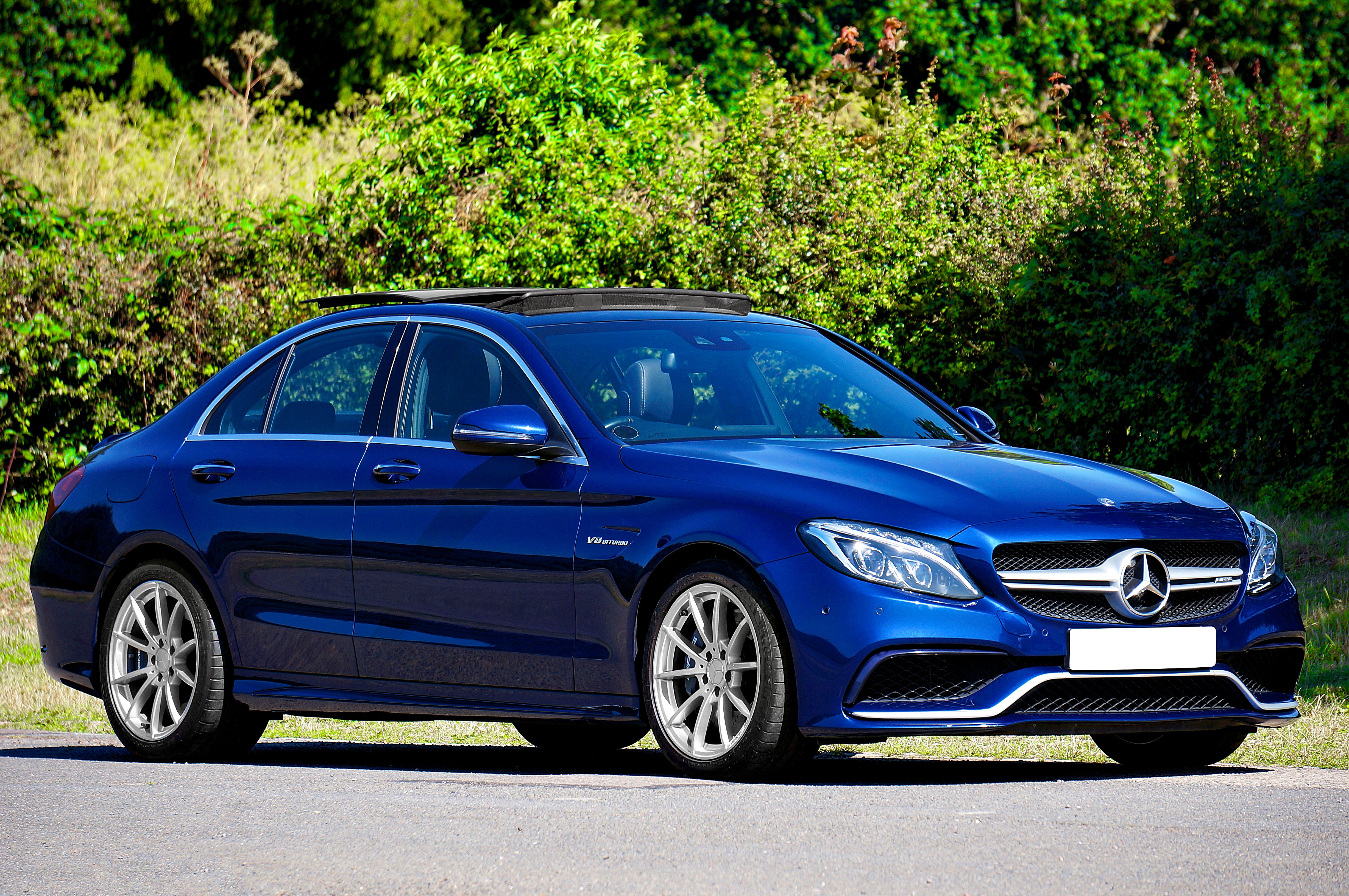 picture of a 2026 Mecedes hybrid 